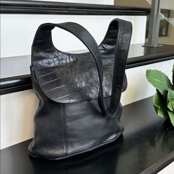 Tignanello Genuine Leather Shoulder Bag – Unique Croc-Embossed Flap Soft Lux - Picture 2 of 12